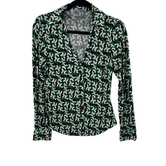 Zara Abstract Retro Green Fitted Button Down Shirt - Picture 1 of 10
